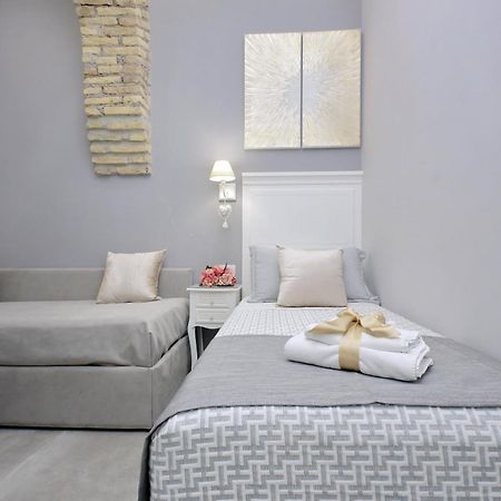 Roman Holiday Suites Dış mekan fotoğraf