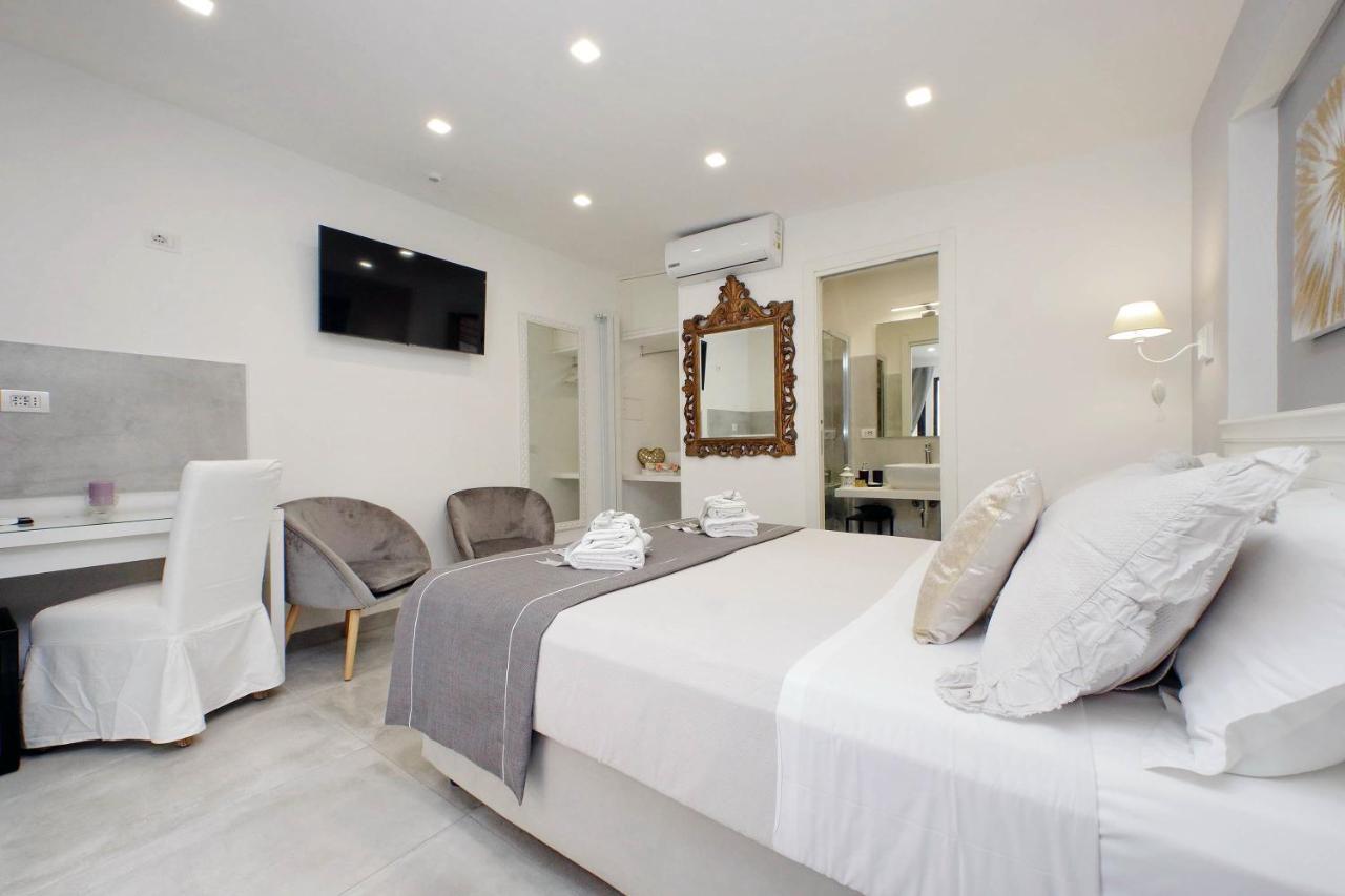 Roman Holiday Suites Dış mekan fotoğraf