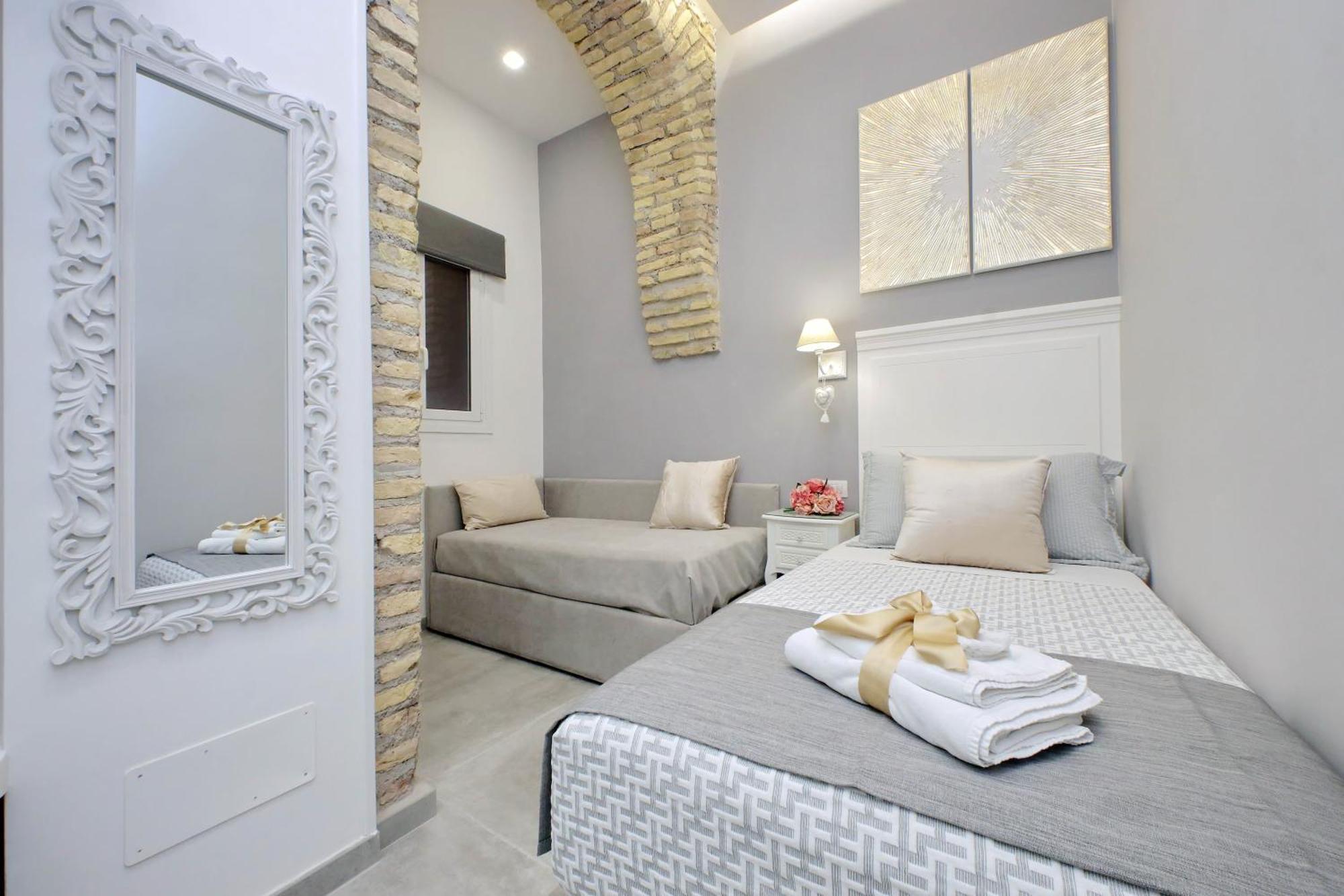 Roman Holiday Suites Dış mekan fotoğraf